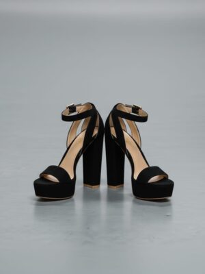 7eb96d95-2894-4ada-9180-9a3dfc158509 Velvet Noir Heel